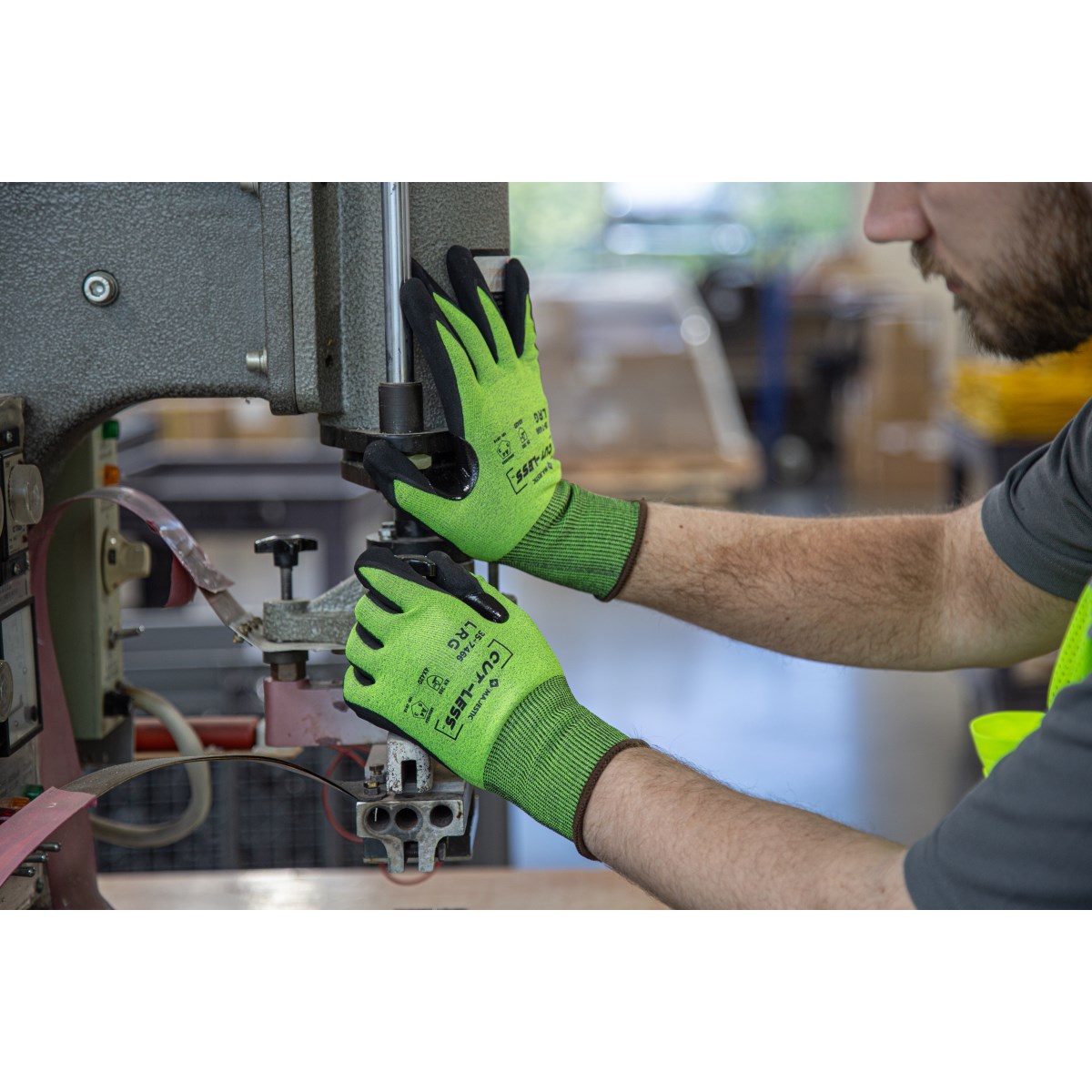 Cut-Less Korplex Glove with Premium Foam Palm, 18g, ANSI A4