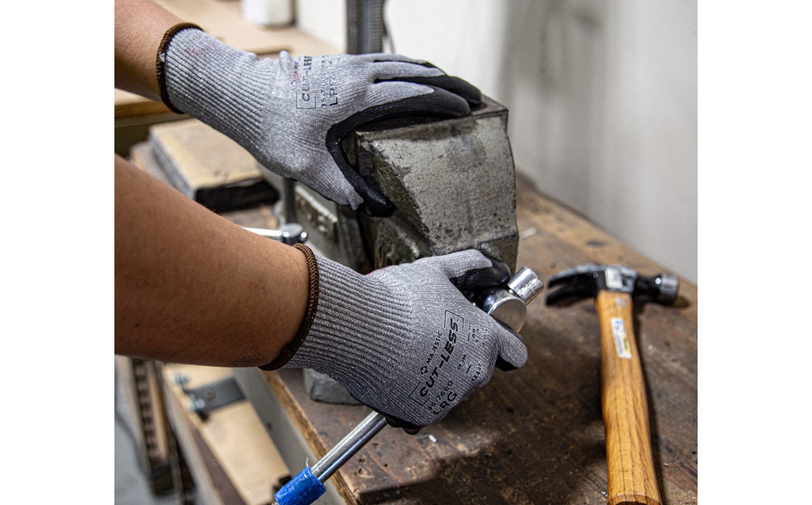 Cut-Less Korplex Glove with Flat Nitrile Palm, 13g, ANSI A9