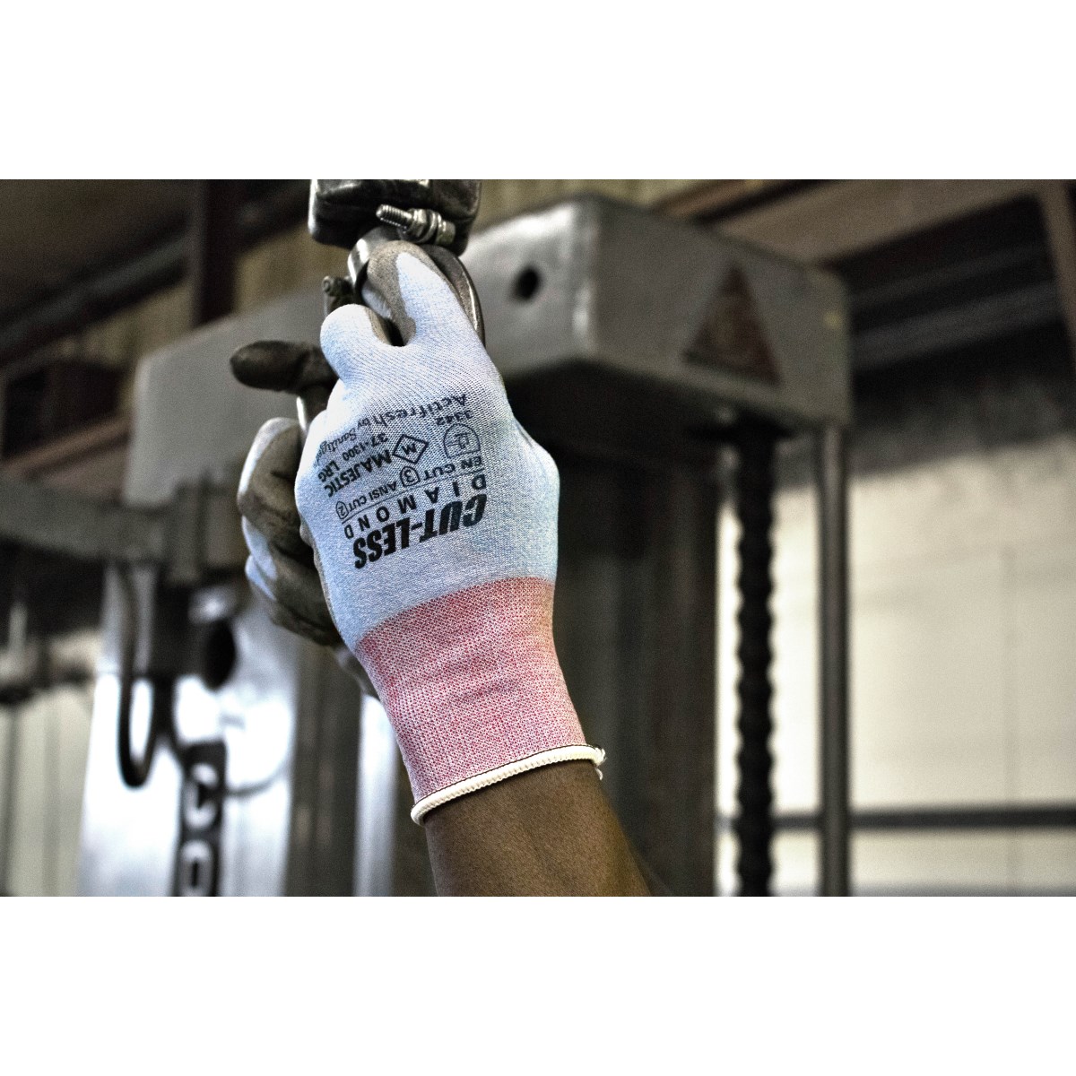 Cut-Less Dyneema Glove with Polyurethane Palm, 18g, ANSI A2