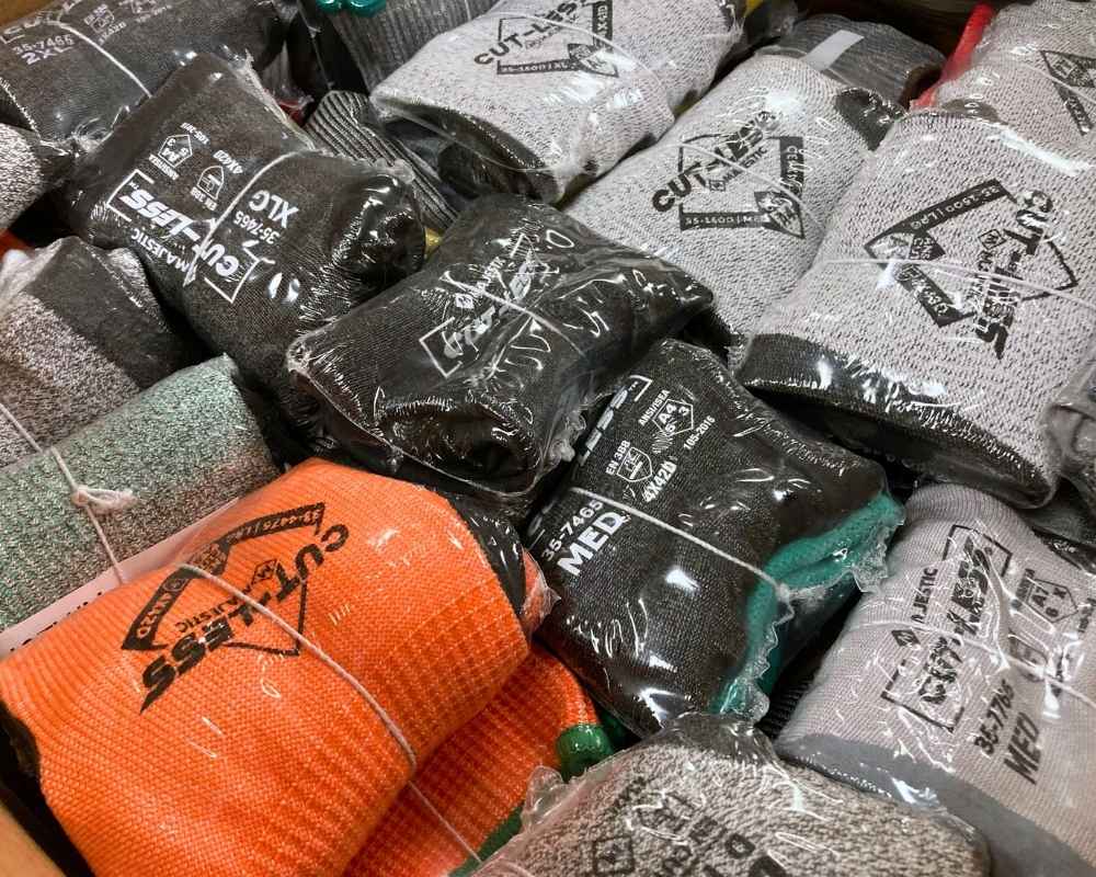 Vendor Packed Safety Gloves